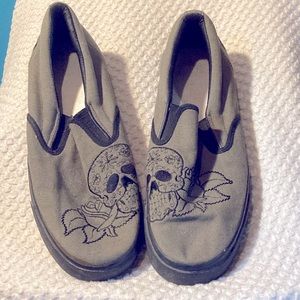 Men’s Vision Street Wear size 11